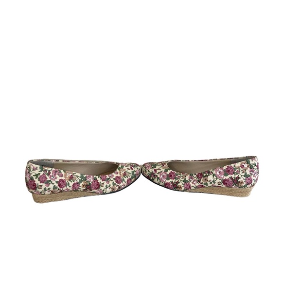 ROS HOMMERSON FLORAL FLATS, SIZE 8W - Picture 4 of 6